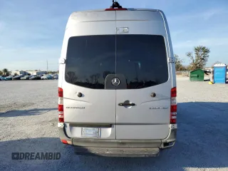 2016 Mercedes-Benz Sprinter with VIN WDZPE7DD6GP212117, listed as a Copart auction lot 43989545 with 137,194 mi miles and Clean Title. Bid and sale history available at DreamBid. Image 6.