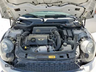 2013 MINI Convertible S с VIN WMWZP3C57DT705259, выставлен на аукционе Copart как лот 59954795 с пробегом 132 988 миль миль и Списание • Salvage title. История ставок и продаж доступна на DreamBid. Изображение 11.