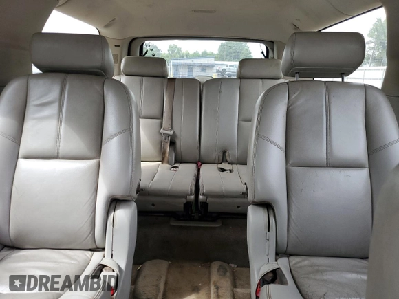 2008 Chevrolet Suburban LTZ with VIN 3GNFK16398G150750, listed as a Copart auction lot 70668964 with 281,440 mi miles and Salvage Title. Bid and sale history available at carsss.com. Image 10.