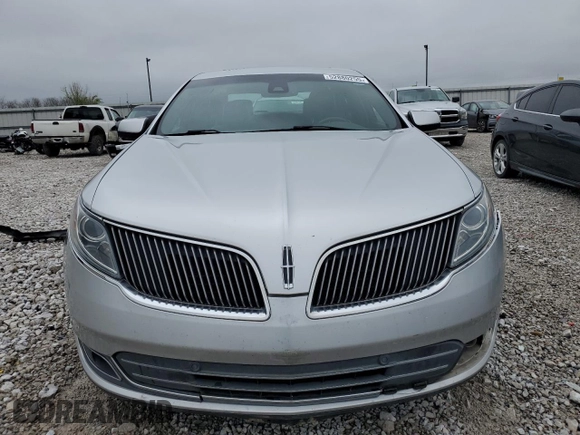 2013 Lincoln MKS with VIN 1LNHL9DK1DG604272, listed as a Copart auction lot 52880255 with 132,768 mi miles and Clean title. Bid and sale history available at DreamBid. Image 5.