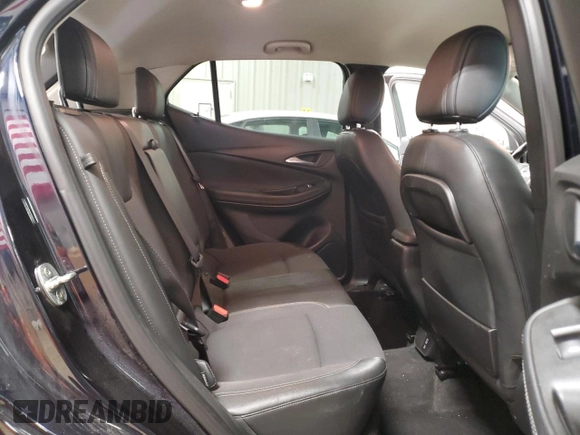 2021 Buick Encore GX Select z VIN KL4MMESL1MB148687, wystawiony jako Copart lot #55078785 z przebiegiem 72 287 mil mil oraz Szkoda całkowita • Salvage title. Historia ofert i sprzedaży dostępna na DreamBid. Obrazek 10.