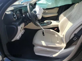 2017 Mercedes-Benz E 300 Luxury with VIN WDDZF4KB4HA156839, listed as a Copart auction lot 62692845 with 42,099 mi miles and Salvage title. Bid and sale history available at DreamBid. Image 7.