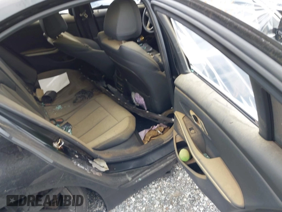 2020 BMW 3 Series 330i with VIN 3MW5R1J09L8B07586, listed as a IAAI auction lot 42067140 with 71,845 mi miles and . Bid and sale history available at DreamBid. Image 8.