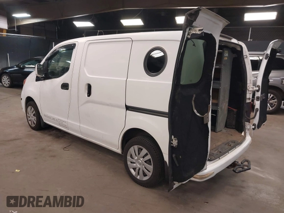 2017 Nissan NV200 SV с VIN 3N6CM0KN8HK707990, выставлен на аукционе IAAI как лот 42102673 с пробегом 68 192 миль миль и . История ставок и продаж доступна на DreamBid. Изображение 3.