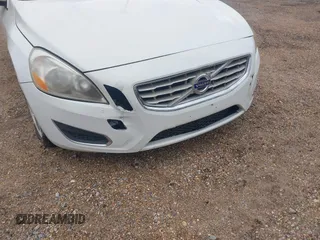 2012 Volvo S60 T5 с VIN YV1622FS6C2133602, выставлен на аукционе IAAI как лот 41041674 с пробегом 189 681 миль миль и . История ставок и продаж доступна на DreamBid. Изображение 6.