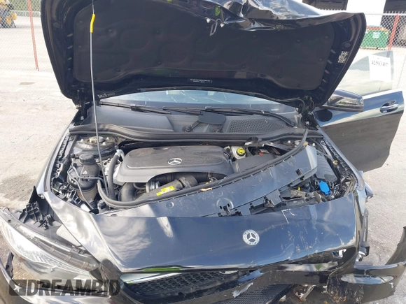 2018 Mercedes-Benz CLA 250 with VIN WDDSJ4GB3JN631517, listed as a IAAI auction lot 42503407 with 45,579 mi miles and . Bid and sale history available at DreamBid. Image 10.