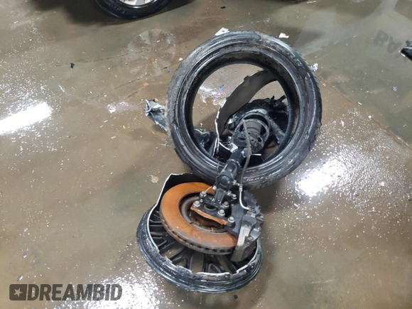 2021 Ford Mustang GT z VIN 1FA6P8CF6M5121909, wystawiony jako Copart lot #51241585 z przebiegiem Nie podano mil oraz Nie do naprawy. Historia ofert i sprzedaży dostępna na DreamBid. Obrazek 12.