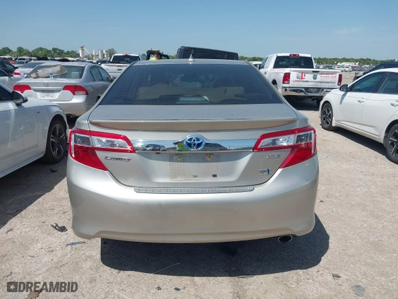 2013 Toyota Camry Hybrid LE with VIN 4T1BD1FK3DU092856, listed as a IAAI auction lot 42010493 with 27,497 mi miles. Bid and sale history available at carsss.com. Image 16.