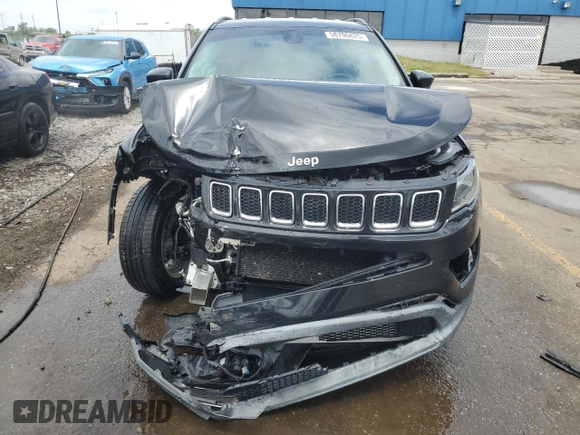 2019 Jeep Compass Latitude z VIN 3C4NJDBB5KT596835, wystawiony jako Copart lot #58706825 z przebiegiem 169 320 mil mil oraz Szkoda całkowita • Salvage title. Historia ofert i sprzedaży dostępna na DreamBid. Obrazek 5.