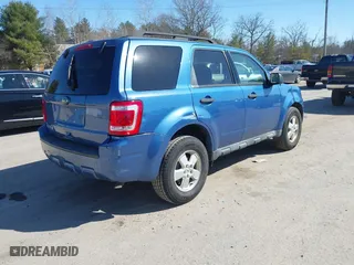 2010 Ford Escape XLT with VIN 1FMCU0D79AKB07543, listed as a IAAI auction lot 41846743 with 165,883 mi miles. Bid and sale history available at carsss.com. Image 4.