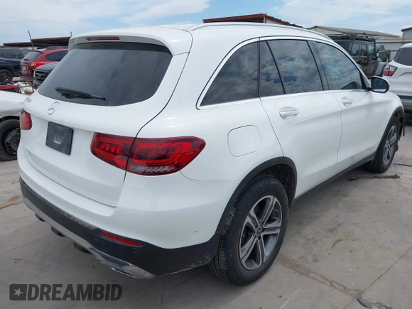 2021 Mercedes-Benz GLC 300 z VIN W1N0G8DB7MF987844, wystawiony jako IAAI lot #42460202 z przebiegiem 39 784 mil mil oraz . Historia ofert i sprzedaży dostępna na DreamBid. Obrazek 4.
