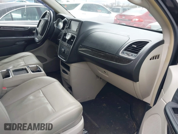 2013 Chrysler Town & Country Touring with VIN 2C4RC1BG5DR554662, listed as a IAAI auction lot 41833006 with 143,626 mi miles and . Bid and sale history available at DreamBid. Image 5.