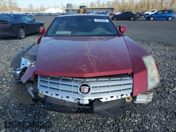 2004 Cadillac XLR z VIN 1G6YV34A945603839, wystawiony jako Copart lot #47592565 z przebiegiem Nie podano mil oraz Szkody całkowita. Historia ofert i sprzedaży dostępna na DreamBid. Obrazek 5.