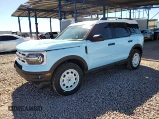 2024 Ford Bronco Sport Heritage z VIN 3FMCR9G69RRE30930, wystawiony jako Copart lot #53363355 z przebiegiem 11 617 mil mil oraz Szkoda całkowita • Salvage title. Historia ofert i sprzedaży dostępna na DreamBid. Obrazek 1.