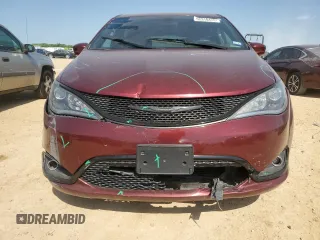 2018 Chrysler Pacifica Touring Plus with VIN 2C4RC1FG4JR228678, listed as a Copart auction lot 52318475 with 97,775 mi miles and Salvage title. Bid and sale history available at DreamBid. Image 5.
