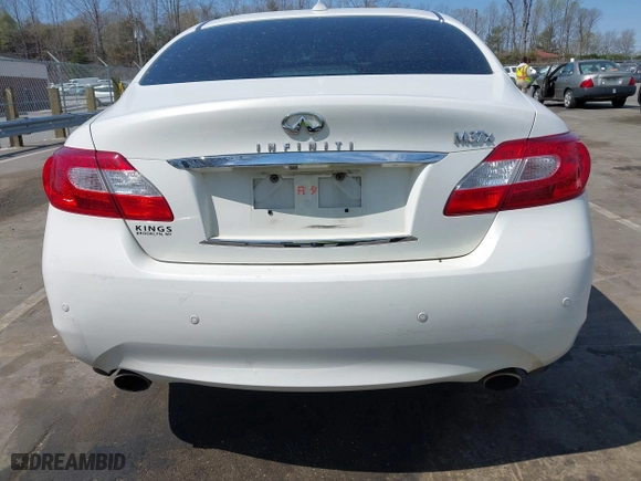 2013 Infiniti M37 with VIN JN1BY1AR3DM600744, listed as a IAAI auction lot 41912310 with 200,014 mi miles. Bid and sale history available at carsss.com. Image 16.