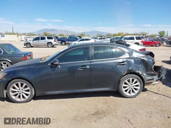 2009 Lexus IS with VIN JTHBK262995088777, listed as a IAAI auction lot 41908060 with 174,386 mi miles. Bid and sale history available at carsss.com. Image 14.