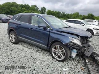 2017 Lincoln MKC Reserve z VIN 5LMCJ3D92HUL32426, wystawiony jako Copart lot #58650355 z przebiegiem 73 445 mil mil oraz Szkoda całkowita • Salvage title. Historia ofert i sprzedaży dostępna na DreamBid. Obrazek 4.
