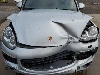 2017 Porsche Cayenne с VIN WP1AA2A27HKA83499, выставлен на аукционе Copart как лот 52364025 с пробегом 101 905 миль миль и Списание • Salvage title. История ставок и продаж доступна на DreamBid. Изображение 13.