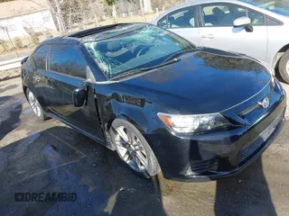 2011 Scion tC z VIN JTKJF5C76B3019817, wystawiony jako IAAI lot #41454879 z przebiegiem 115 280 mil mil oraz . Historia ofert i sprzedaży dostępna na DreamBid. Obrazek 1.