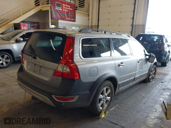 2012 Volvo XC70 3.2L with VIN YV4952BZ7C1130871, listed as a IAAI auction lot 41812602 with 182,494 mi miles and . Bid and sale history available at DreamBid. Image 4.