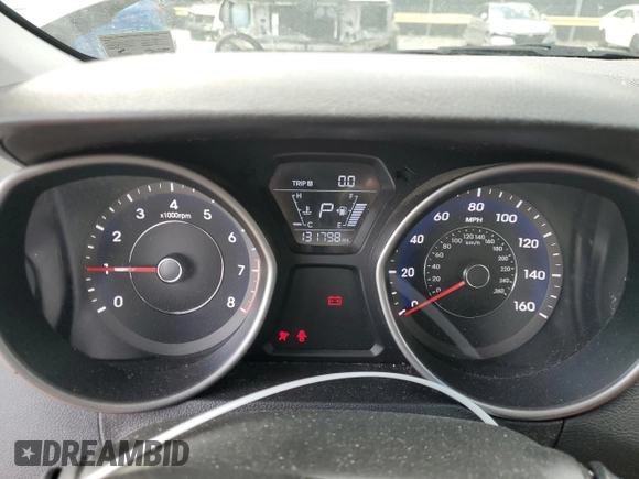 2015 Hyundai Elantra SE z VIN 5NPDH4AE0FH556185, wystawiony jako Copart lot #55722115 z przebiegiem 131 798 mil mil oraz Szkody całkowita. Historia ofert i sprzedaży dostępna na DreamBid. Obrazek 9.