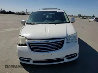 2011 Chrysler Town & Country Touring L z VIN 2A4RR8DG6BR702751, wystawiony jako Copart lot #58541045 z przebiegiem 170 144 mil mil oraz Szkoda całkowita • Salvage title. Historia ofert i sprzedaży dostępna na DreamBid. Obrazek 14.