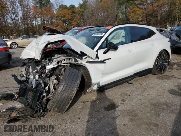 2023 Aston Martin DBX 707 z VIN SD7VUJBW6PTV05731, wystawiony jako Copart lot #84591074 z przebiegiem Nie podano mil oraz Szkoda całkowita • Salvage title. Historia ofert i sprzedaży dostępna na DreamBid. Obrazek 1.