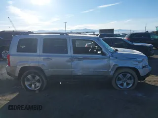 2012 Jeep Patriot Sport z VIN 1C4NJRBB8CD511426, wystawiony jako IAAI lot #41669648 z przebiegiem 147 016 mil mil oraz . Historia ofert i sprzedaży dostępna na DreamBid. Obrazek 14.