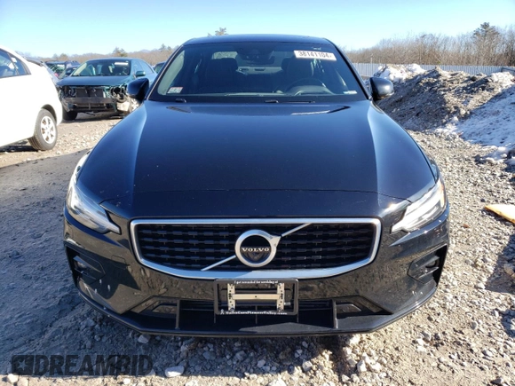 2019 Volvo S60 R-Design with VIN 7JRA22TM9KG013415, listed as a Copart auction lot 38141104 with 59,318 mi miles. Bid and sale history available at carsss.com. Image 5.