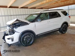 2019 Ford Explorer XLT z VIN 1FM5K7D84KGB47078, wystawiony jako Copart lot #61480835 z przebiegiem 78 222 mil mil oraz Czysty tytuł • Clean title. Historia ofert i sprzedaży dostępna na DreamBid. Obrazek 1.