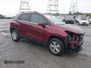 2017 Chevrolet Trax LT z VIN 3GNCJPSB3HL273778, wystawiony jako IAAI lot #42254112 z przebiegiem 101 874 mil mil oraz . Historia ofert i sprzedaży dostępna na DreamBid. Obrazek 1.