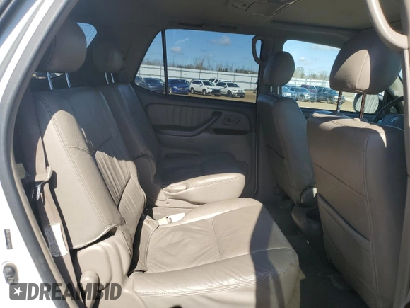 2005 Toyota Sequoia Limited with VIN 5TDBT48A55S240444, listed as a Copart auction lot 52815205 with 287,241 mi miles and Salvage Title. Bid and sale history available at DreamBid. Image 11.