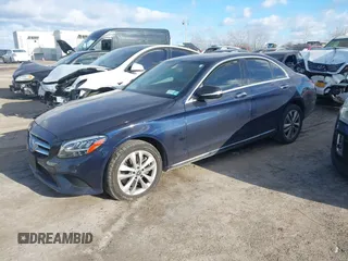 2019 Mercedes-Benz C 300 with VIN 55SWF8EB1KU319315, listed as a IAAI auction lot 41280828 with 81,845 mi miles and . Bid and sale history available at carsss.com. Image 17.