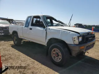 1991 Toyota Pickup DLX z VIN JT4VN13D4M5065504, wystawiony jako Copart lot #54058595 z przebiegiem 108 782 mil mil oraz Tytuł czysty. Historia ofert i sprzedaży dostępna na DreamBid. Obrazek 4.