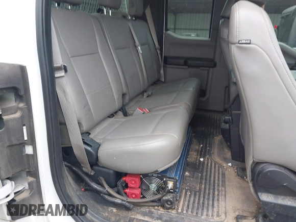 2017 Ford F-250 XLT с VIN 1FT7X2A65HEC33329, выставлен на аукционе IAAI как лот 42350771 с пробегом 153 596 миль миль и . История ставок и продаж доступна на DreamBid. Изображение 8.