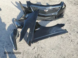 2018 Cadillac CTS-V z VIN 1G6A15S66J0167192, wystawiony jako Copart lot #72386244 z przebiegiem 53 021 mil mil oraz Szkody całkowita. Historia ofert i sprzedaży dostępna na DreamBid. Obrazek 12.