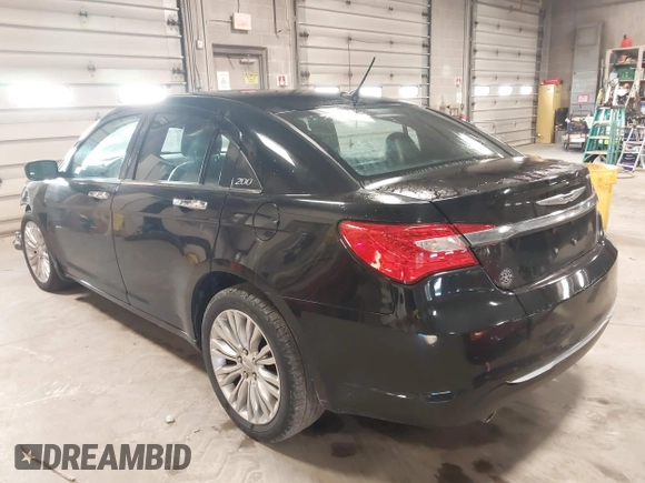 2013 Chrysler 200 Limited with VIN 1C3CCBCG6DN701986, listed as a IAAI auction lot 41845359 with 122,807 mi miles. Bid and sale history available at carsss.com. Image 3.