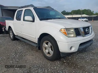 2008 Nissan Frontier SE z VIN 1N6AD07U68C440782, wystawiony jako IAAI lot #42494344 z przebiegiem 178 111 mil mil oraz . Historia ofert i sprzedaży dostępna na DreamBid. Obrazek 1.