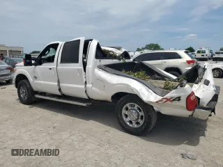 2016 Ford F-350 Platinum with VIN 1FT8W3BT2GEB89869, listed as a Copart auction lot 61044644 with 212,620 mi miles and Salvage Title. Bid and sale history available at DreamBid. Image 2.