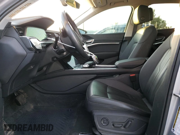 2022 Audi e-tron Premium with VIN WA1AAAGE3NB023738, listed as a Copart auction lot 72651284 with 35,531 mi miles and Salvage Title. Bid and sale history available at DreamBid. Image 7.