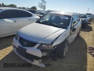 2004 Acura TSX w/Navigation with VIN JH4CL969X4C016630, listed as a Copart auction lot 88273205 with 205,956 mi miles and Salvage Title. Bid and sale history available at carsss.com. Image 1.