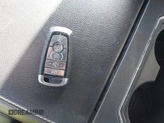 2021 Ford Expedition Max Limited с VIN 1FMJK1KT1MEA08835, выставлен на аукционе IAAI как лот 40231802 с пробегом 57 414 миль миль и . История ставок и продаж доступна на DreamBid. Изображение 11.