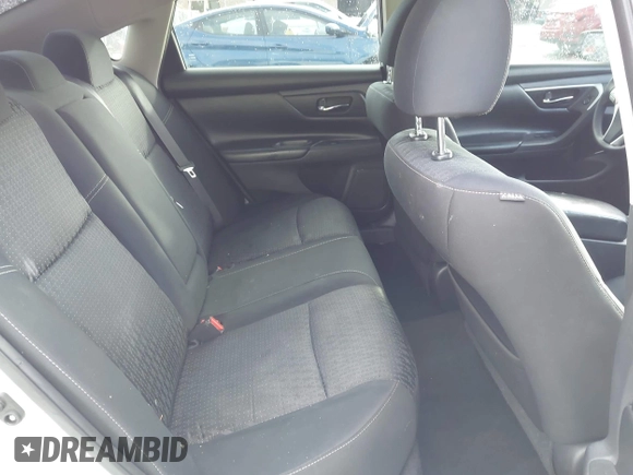 2016 Nissan Altima SR with VIN 1N4AL3AP5GC220645, listed as a IAAI auction lot 41938564 with 202,222 mi miles and . Bid and sale history available at carsss.com. Image 8.