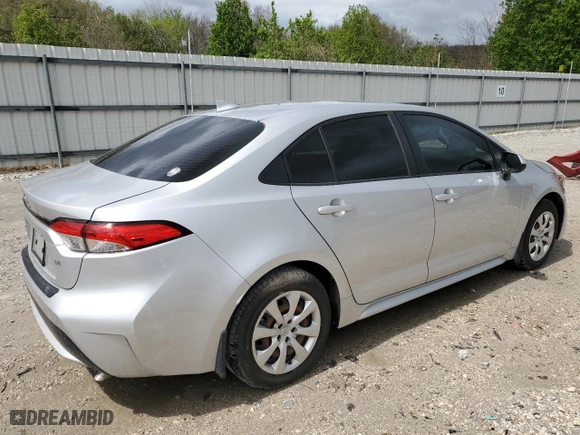 2020 Toyota Corolla LE with VIN JTDEPRAE9LJ108499, listed as a Copart auction lot 51713065 with 60,720 mi miles and Salvage Title. Bid and sale history available at carsss.com. Image 3.