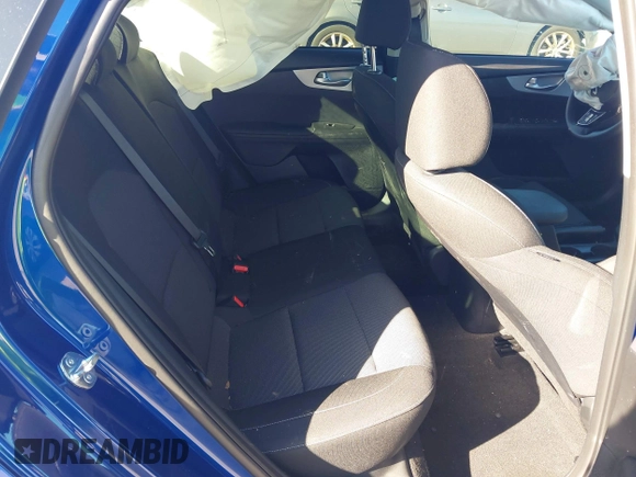 2024 Kia Forte LXS z VIN 3KPF24AD7RE779026, wystawiony jako IAAI lot #41148851 z przebiegiem Nie podano mil oraz . Historia ofert i sprzedaży dostępna na DreamBid. Obrazek 8.