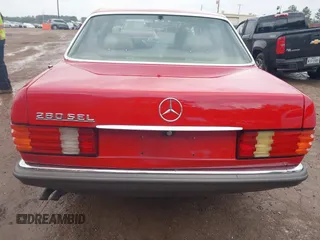 1985 Mercedes-Benz 300 with VIN WDB1260231A167225, listed as a IAAI auction lot 41955501 with 116,143 mi miles and . Bid and sale history available at DreamBid. Image 6.