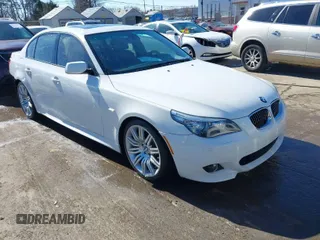 2008 BMW 5 Series 550i with VIN WBANW53588CT54008, listed as a IAAI auction lot 41586487 with 81,351 mi miles. Bid and sale history available at carsss.com. Image 1.