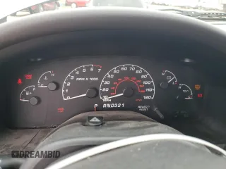 2002 Ford Explorer XLT z VIN 1FMDU63WX2UB87151, wystawiony jako Copart lot #84972404 z przebiegiem 210 571 mil mil oraz Szkoda całkowita • Salvage title. Historia ofert i sprzedaży dostępna na DreamBid. Obrazek 9.