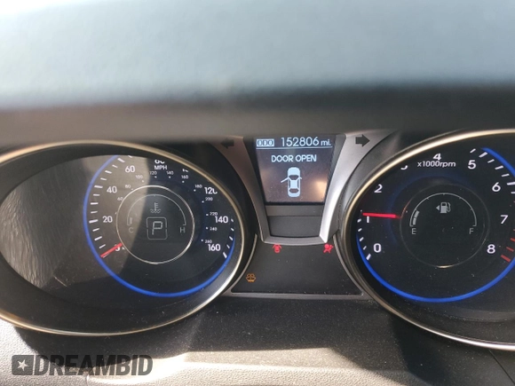 2013 Hyundai Genesis Coupe 2.0T z VIN KMHHT6KD2DU088542, wystawiony jako Copart lot #49716345 z przebiegiem 152 806 mil mil oraz Szkoda całkowita • Salvage title. Historia ofert i sprzedaży dostępna na DreamBid. Obrazek 9.